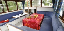 fuehrerscheinfreie-bootstoerns-inneneinrichtung 