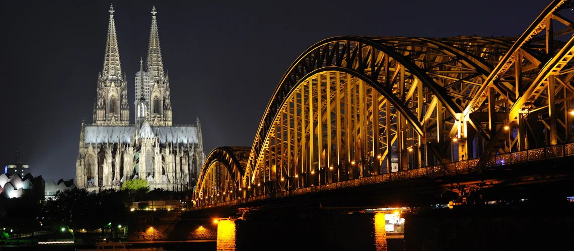 koeln bei nacht