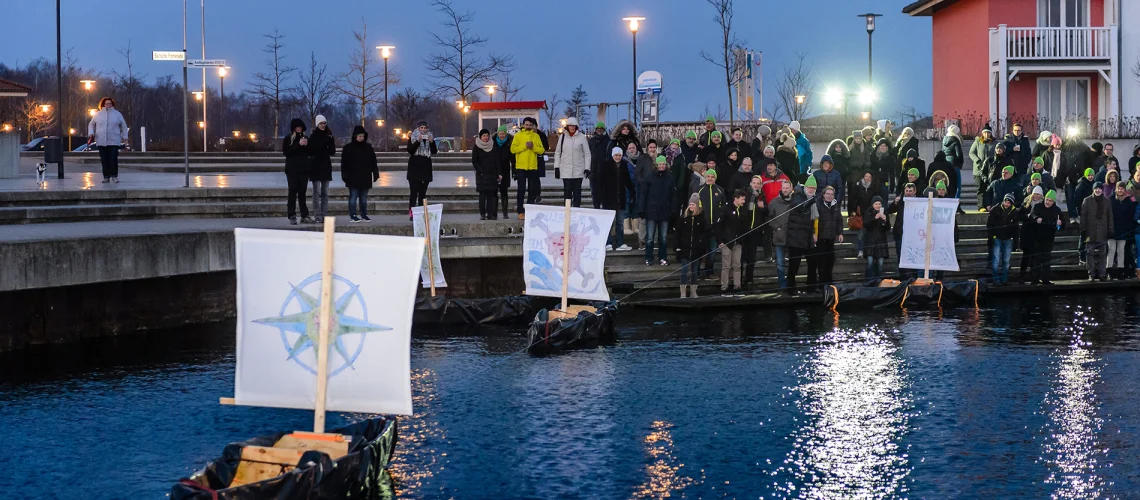 kreativer schiffsbau wasserung